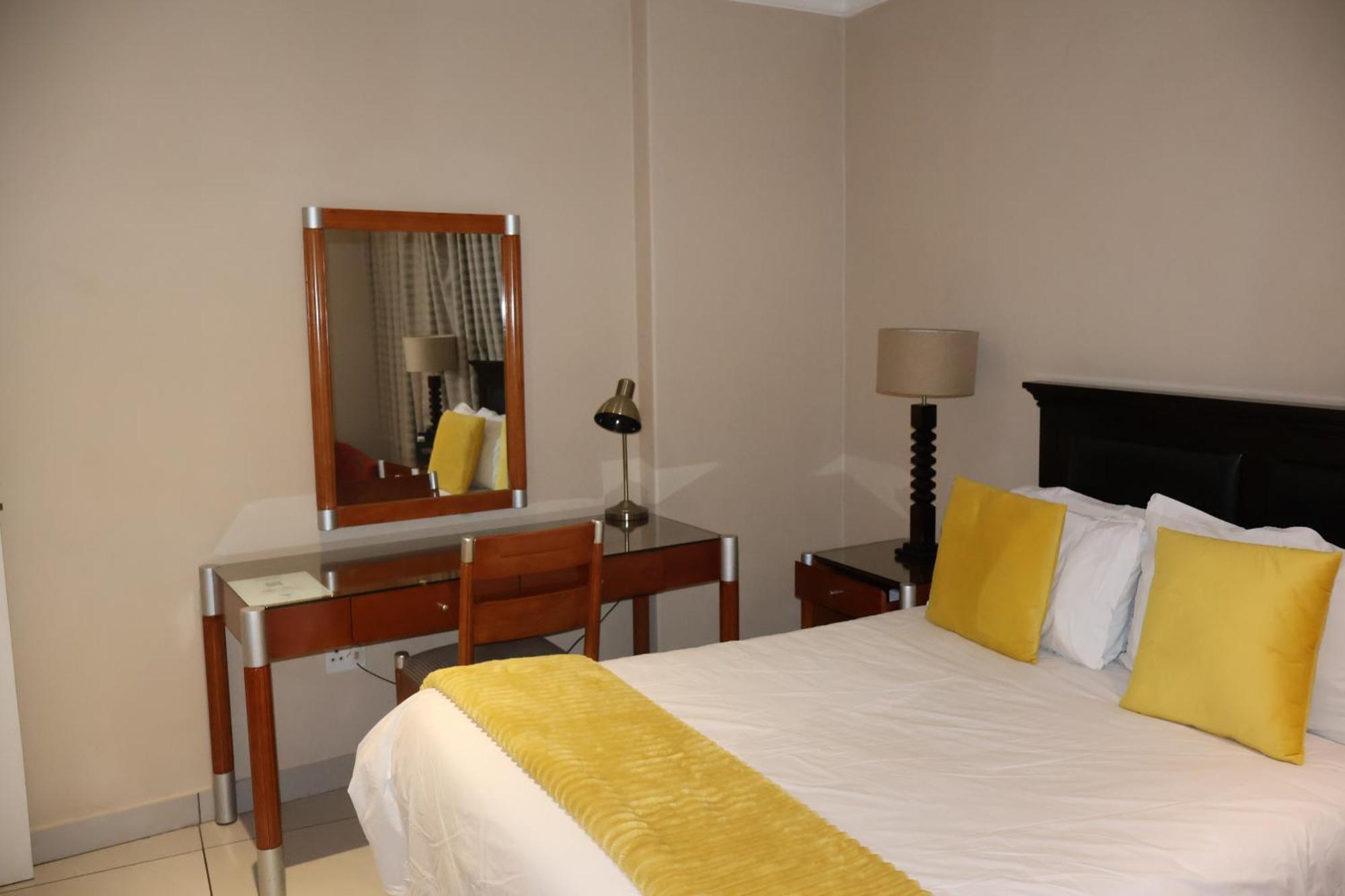 Airport Gardens Boutique Hotel Boksburg Luaran gambar