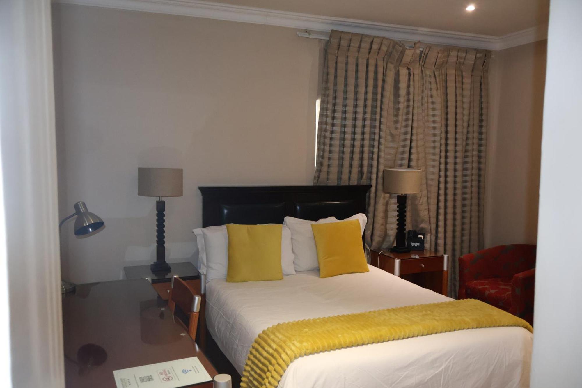 Airport Gardens Boutique Hotel Boksburg Luaran gambar