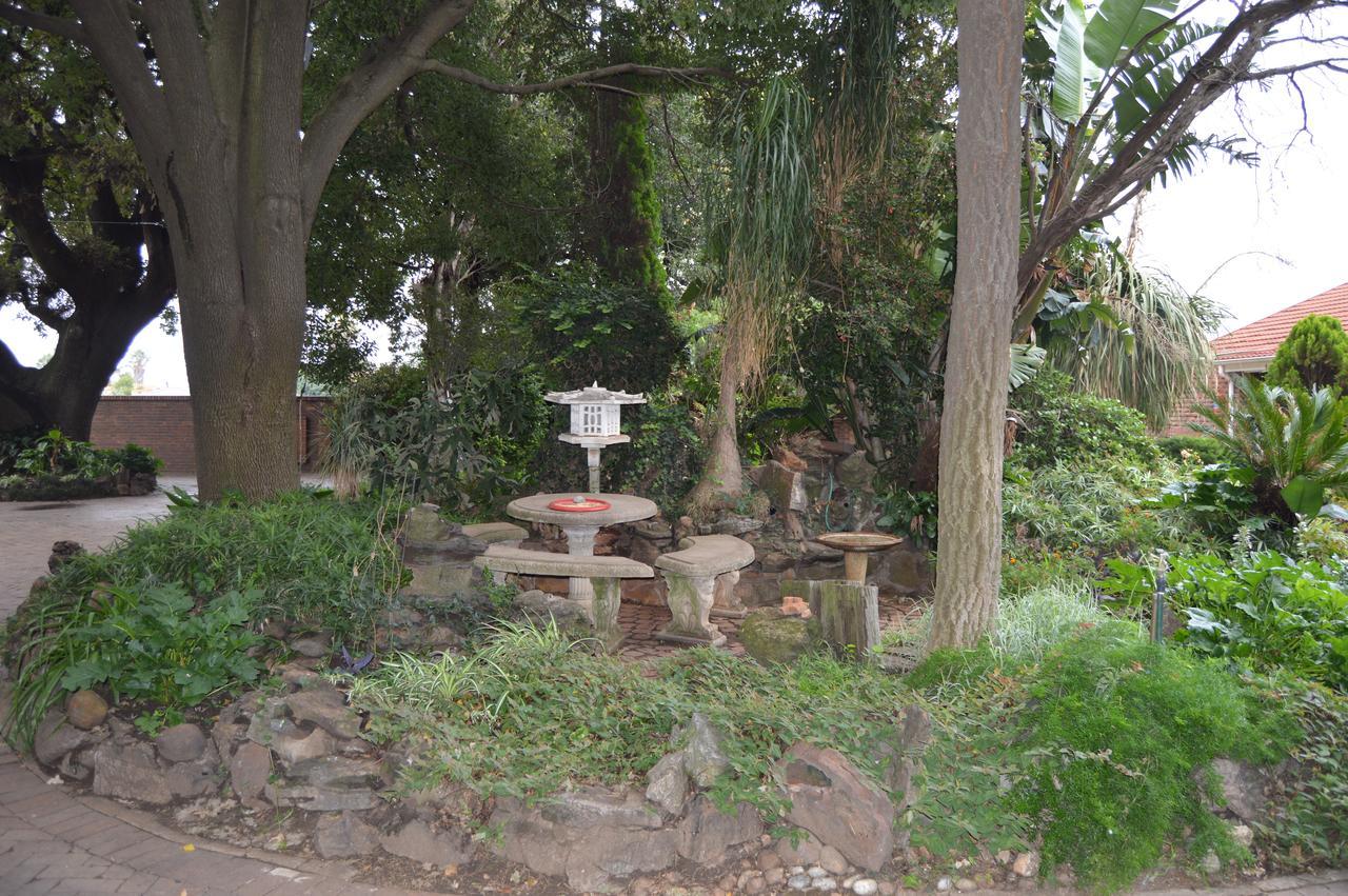 Airport Gardens Boutique Hotel Boksburg Luaran gambar