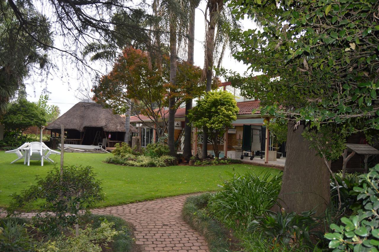 Airport Gardens Boutique Hotel Boksburg Luaran gambar