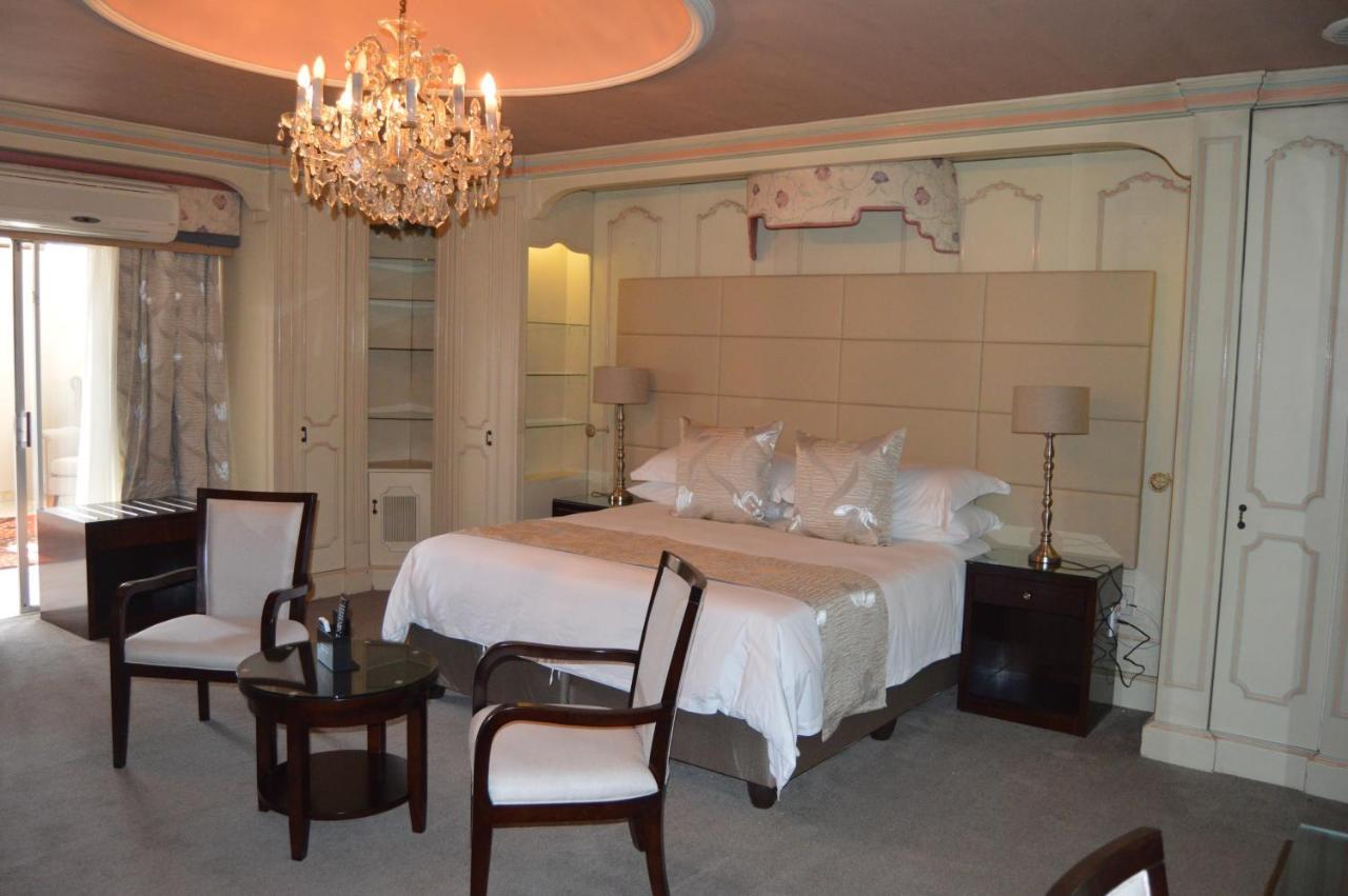 Airport Gardens Boutique Hotel Boksburg Luaran gambar