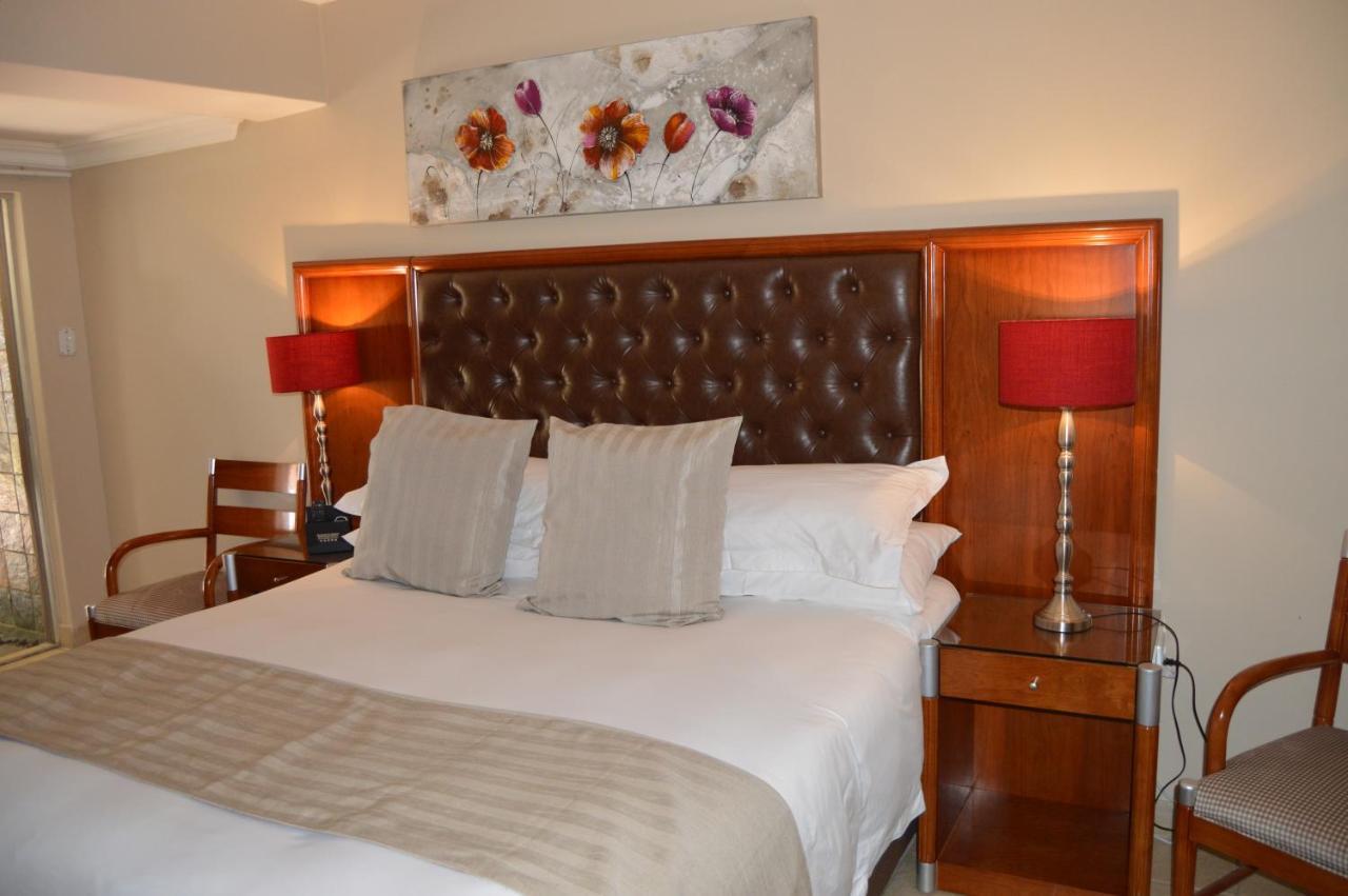 Airport Gardens Boutique Hotel Boksburg Luaran gambar
