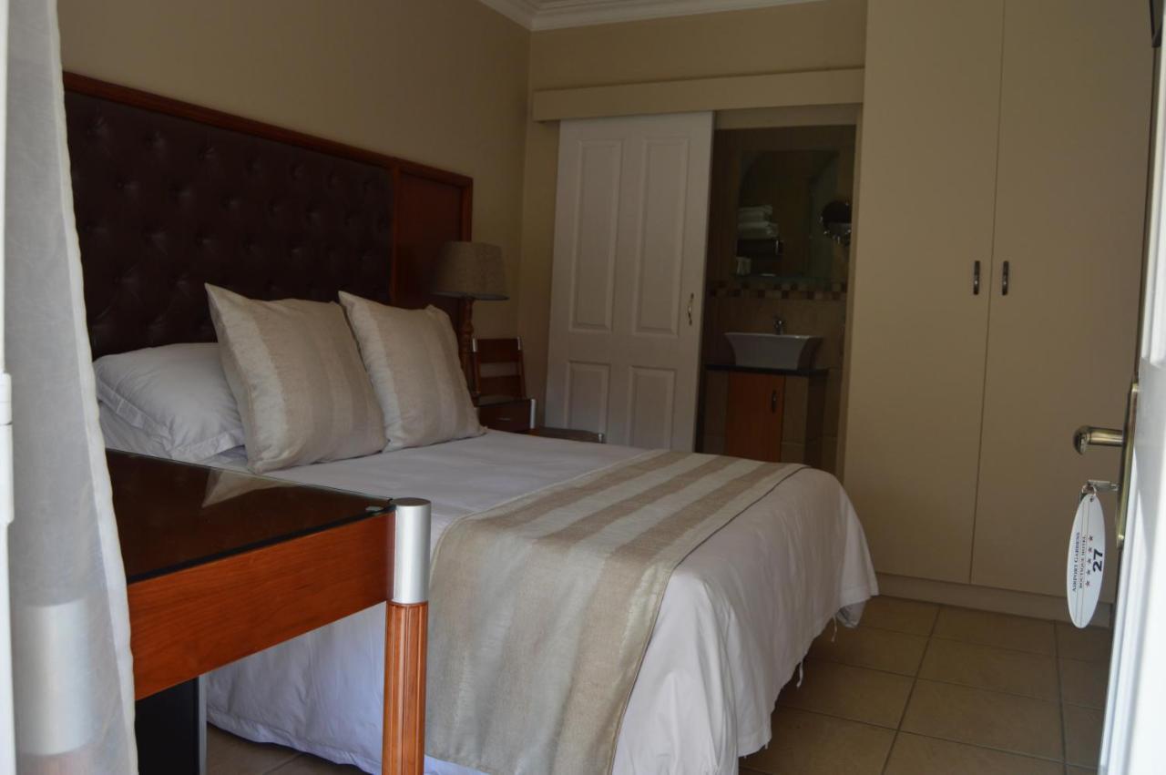 Airport Gardens Boutique Hotel Boksburg Luaran gambar