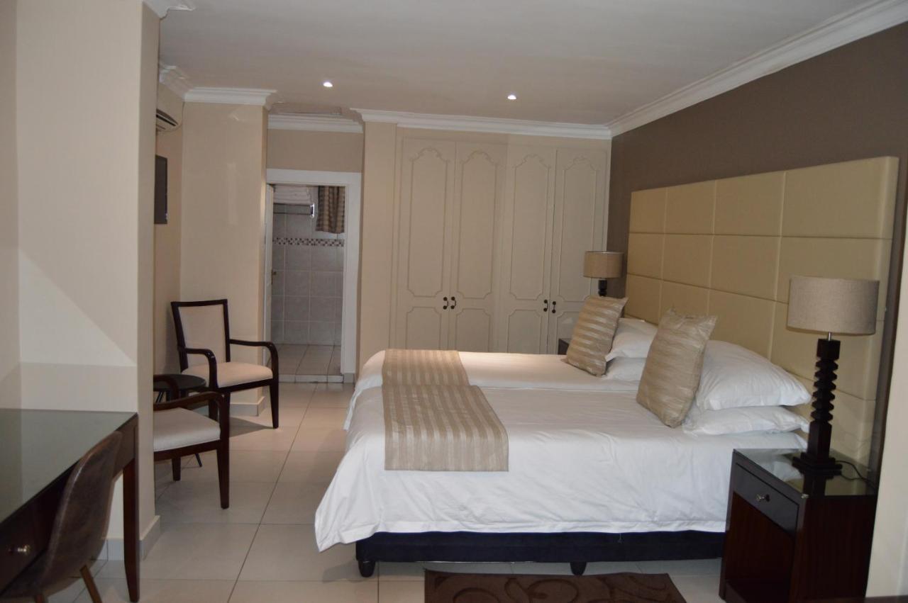 Airport Gardens Boutique Hotel Boksburg Luaran gambar