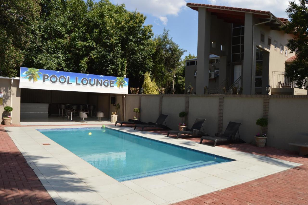 Airport Gardens Boutique Hotel Boksburg Luaran gambar