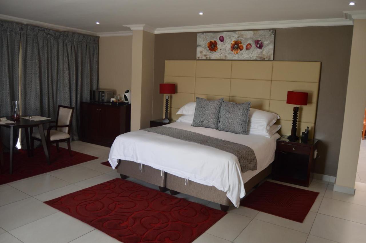 Airport Gardens Boutique Hotel Boksburg Luaran gambar